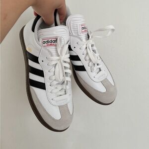 Samba Classic Shoes
